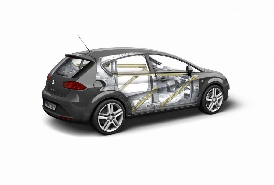  Seat Leon 2009 года  (фото 12 из 104)